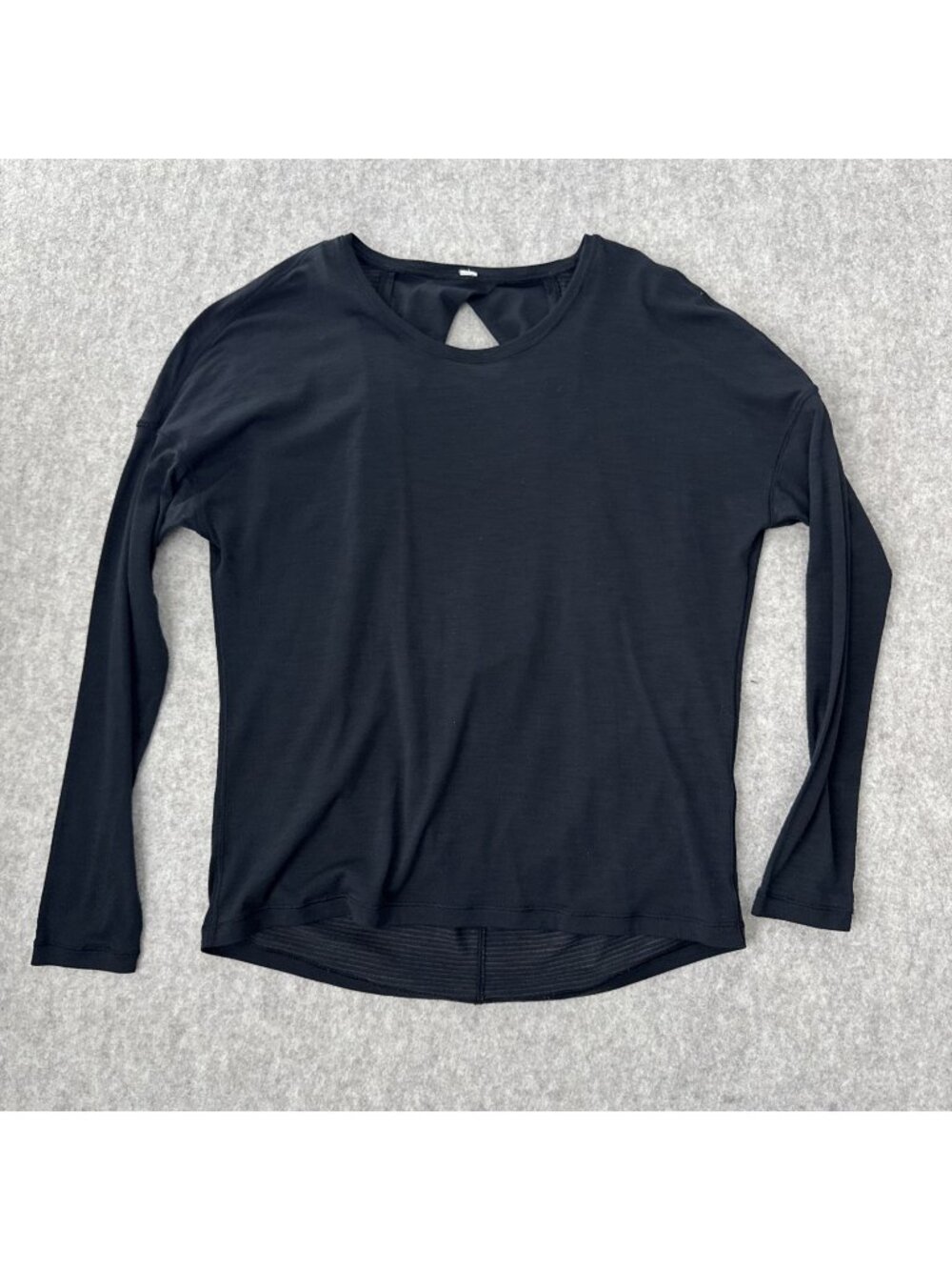 Lululemon‎ Open Back Long Sleeve Top Black Womens 4/6